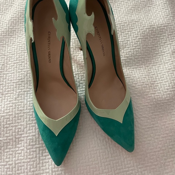 NWOT Christian Siriano Green Leather Heels - Picture 2 of 7